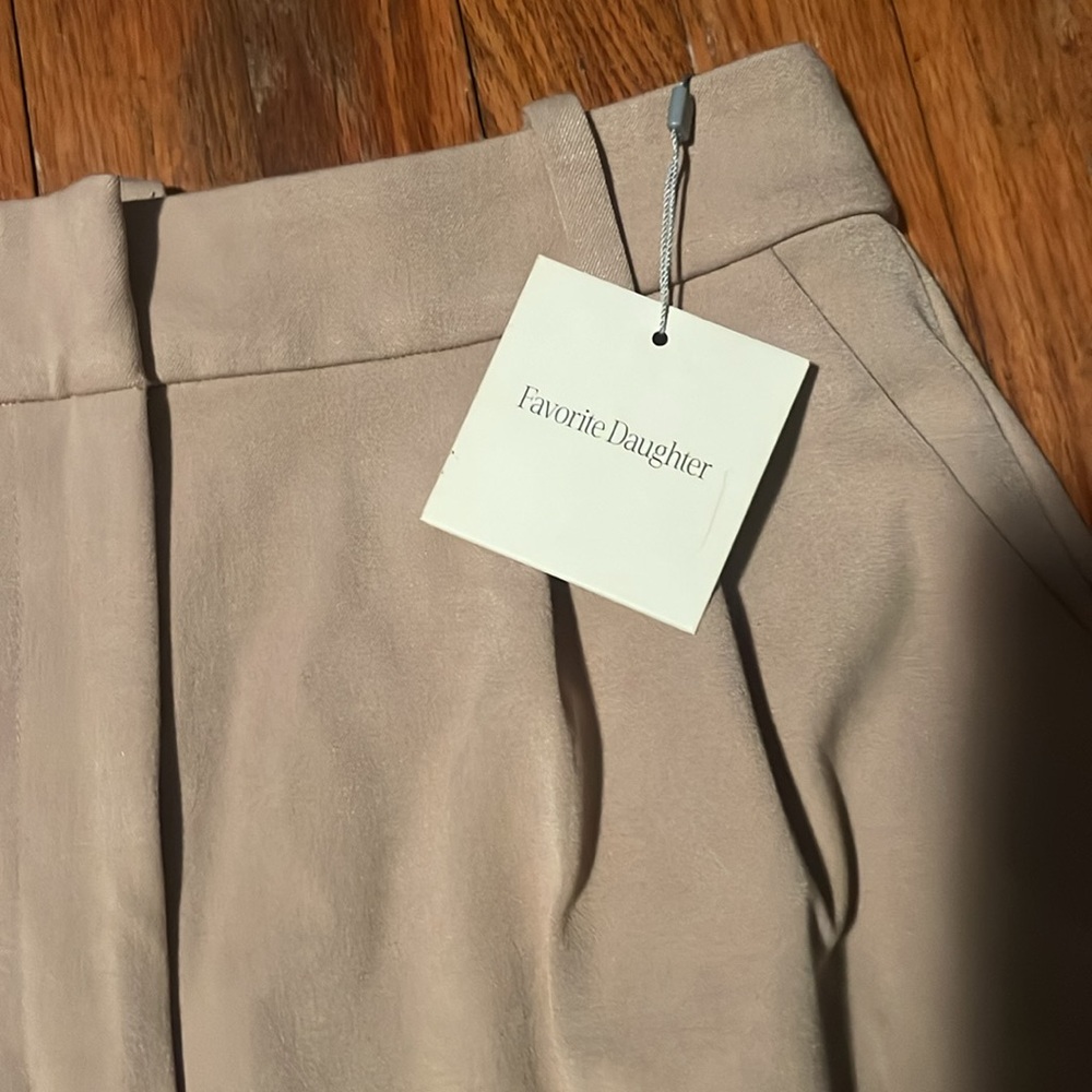‼️DELETING 8/24‼️ Favorite daughter - the favorite pant - NWT - Picture 4 of 7